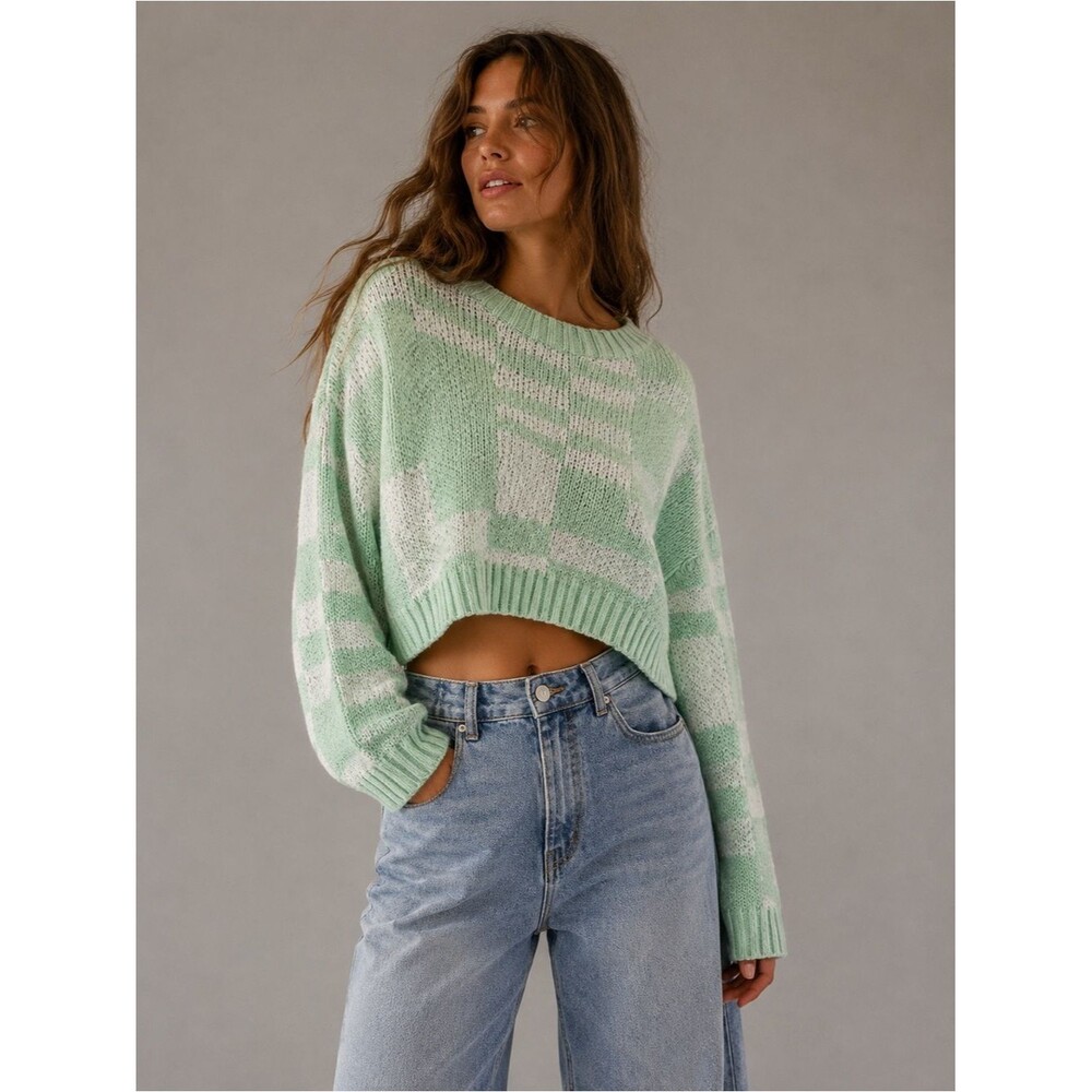Altar’d State Cropped Sweater Womens Medium Green White Checkered Knit Pullover